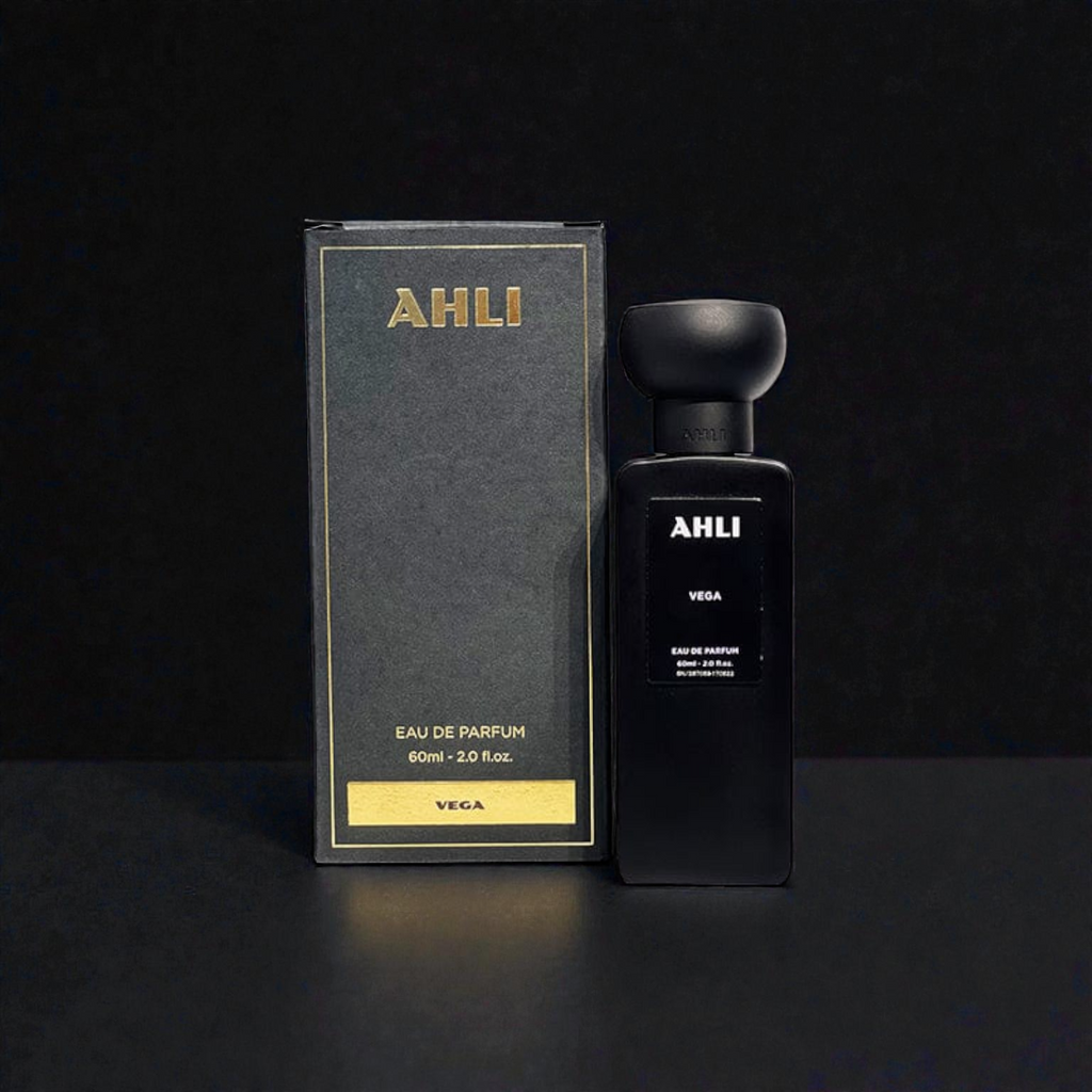 Ahli Vega EDP: Lichi, Fresa, Rosa de Damasco y Vainilla. ¡Un Perfume Celestial, Versátil y con Duración Épica!